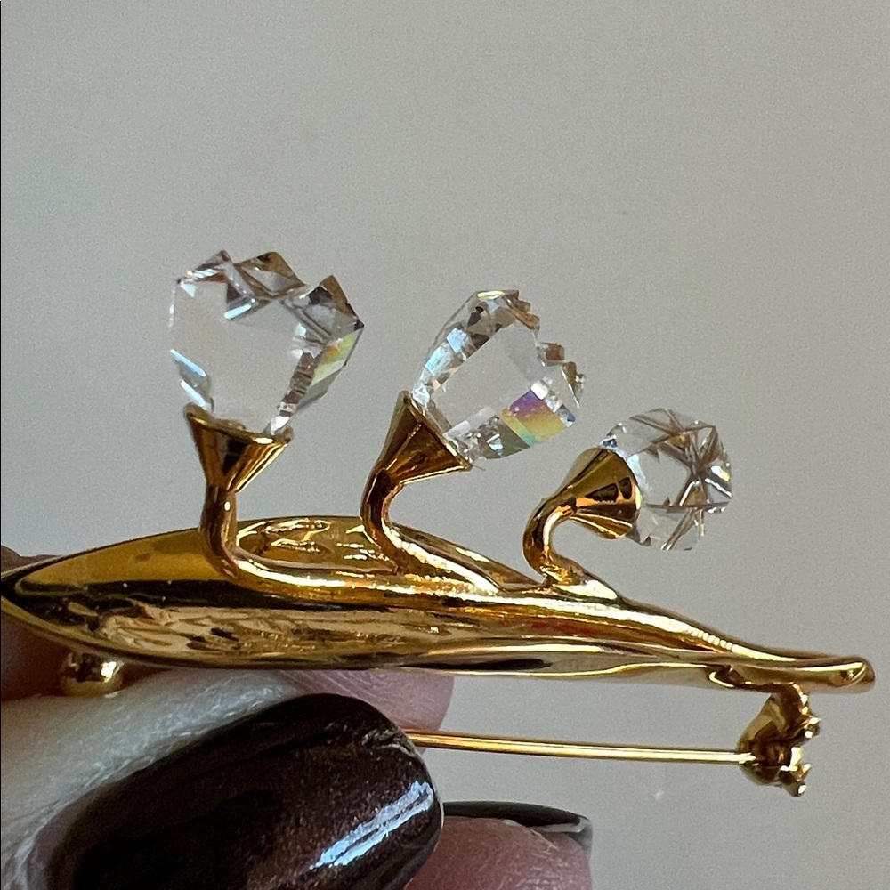 Swarovski Crystal Lilly Of the Valley Goldtone Brooch Stamped - Picture 2 of 10